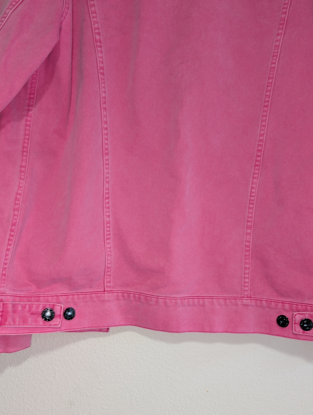 T Mobile Pink Denim Jacket Size medium - Picture 12 of 12
